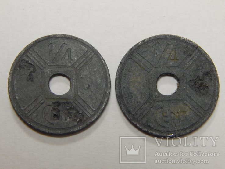 2 монеты по 1/4 цента, Индокитай,  1942 г
