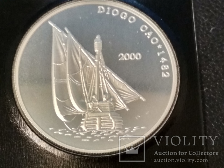 Корабль парусник 10 франков 2000 год Конго серебро, фото №2