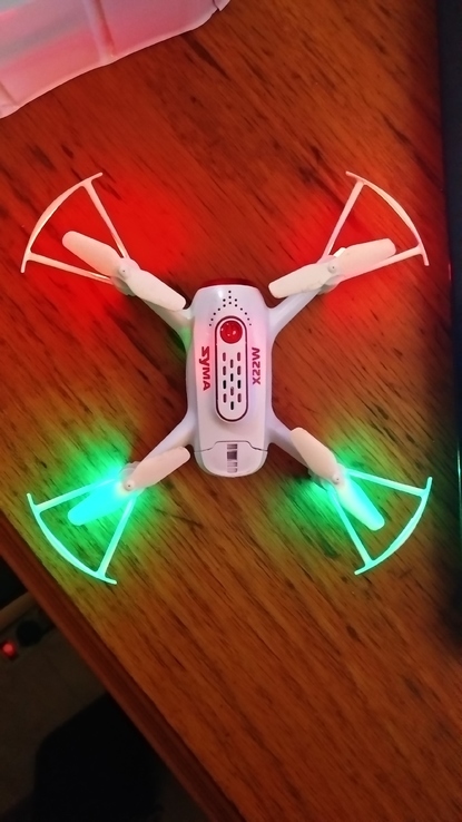 Квадрокоптер Syma X22W з камерою. Бліц ціна.