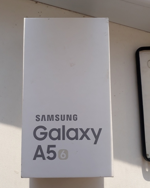 Смартфон "Samsung A5" (2016 г.), фото №2