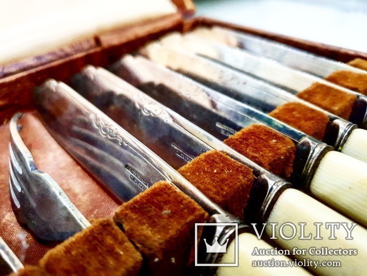 Набор столовых приборов ножи и вилки с рукоятками из слоновой кости 19Век, фото №3