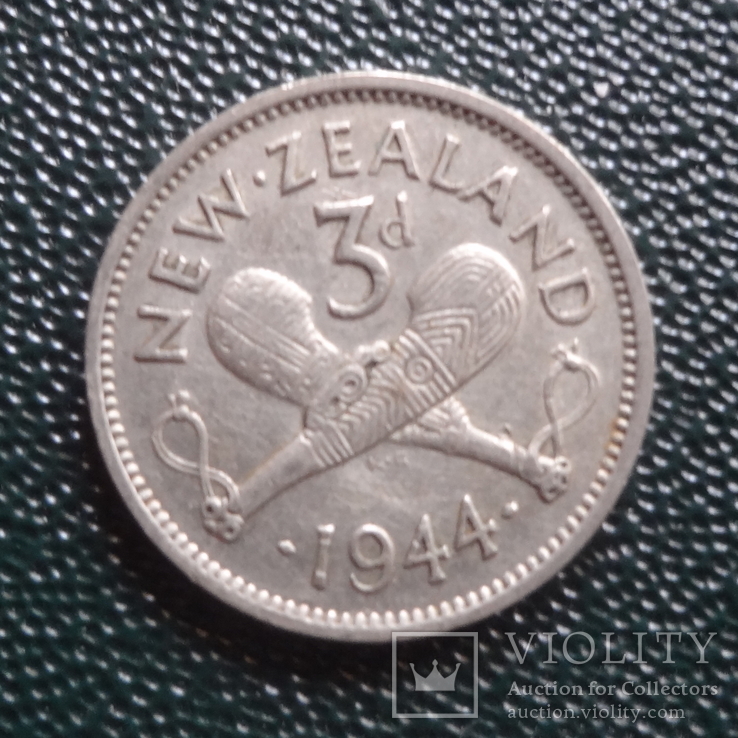 3 пенса 1944  Новая Зеландия серебро   (,10.2.26)~, фото №2