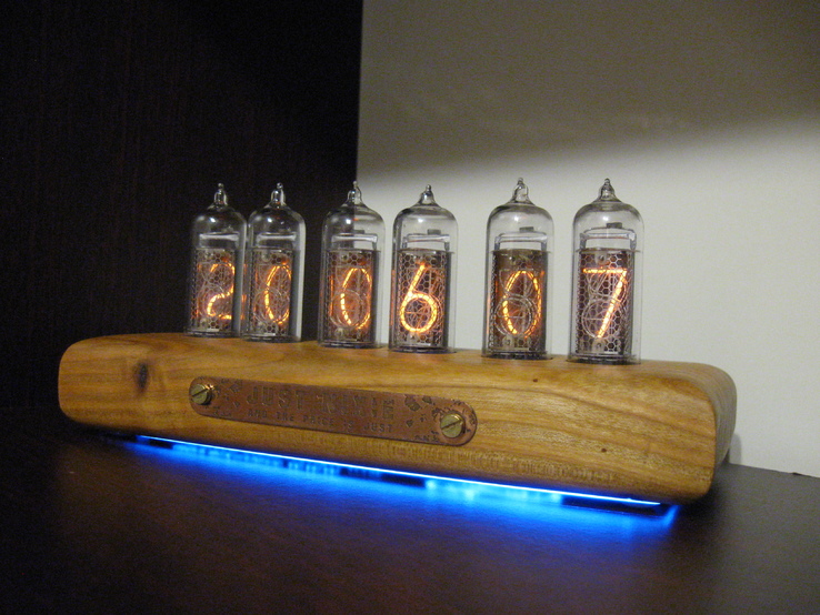 Nixie Clock - годинник на газорозрядних лампах, фото №3