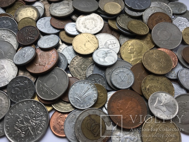Монети країн світу 235 штук, фото №4