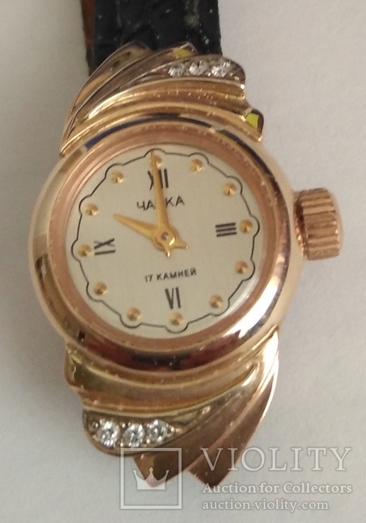 Золотые часы 7.1г. с бриллиантами, фото №2