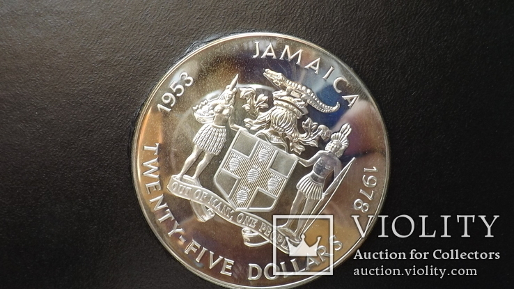 Ямайка 25 доларів 1978 Срібло коронация (63мм) (136г), фото №2