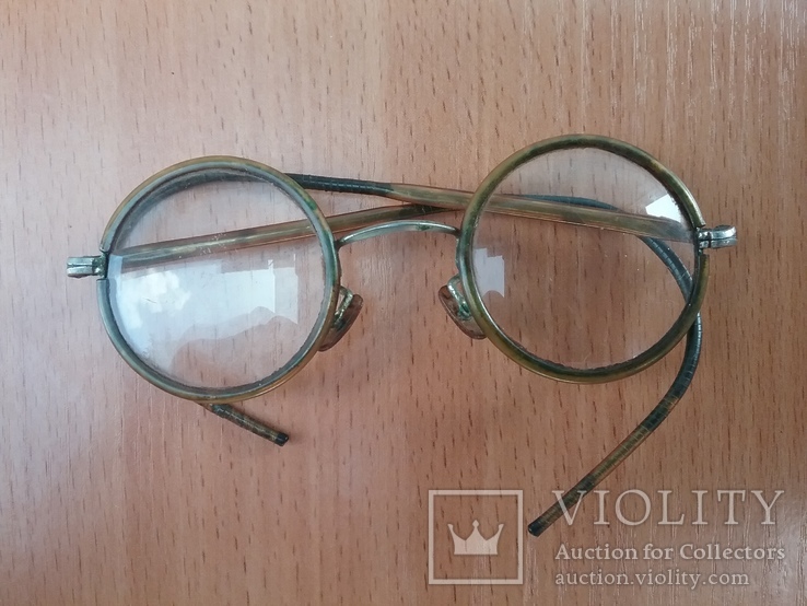 Старинные очки