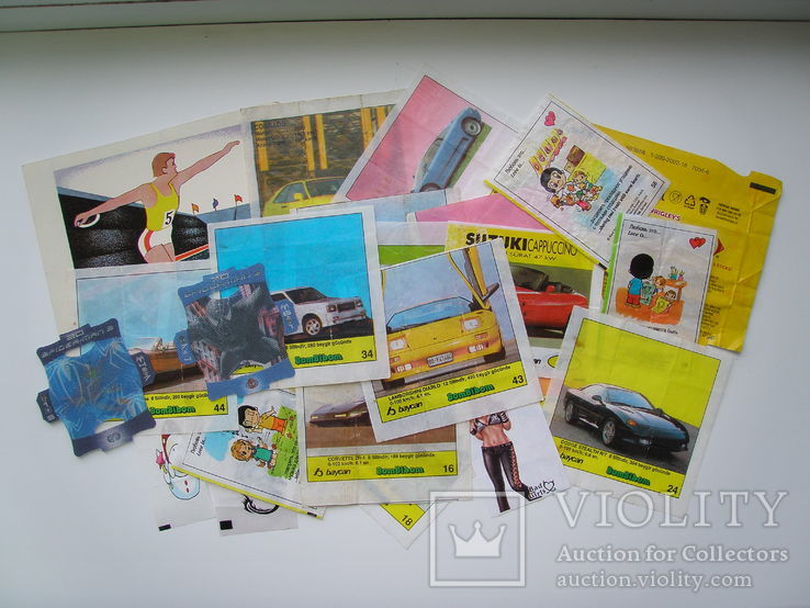 Вкладыши, фантики, карточки и т.п. от жвачек из 90-х годов (25 штук).