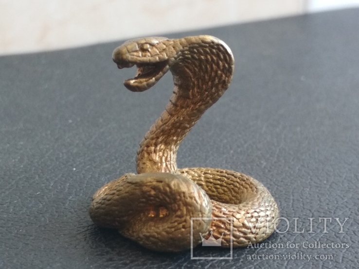 Змея кобра гадюка коллекционная миниатюра бронза