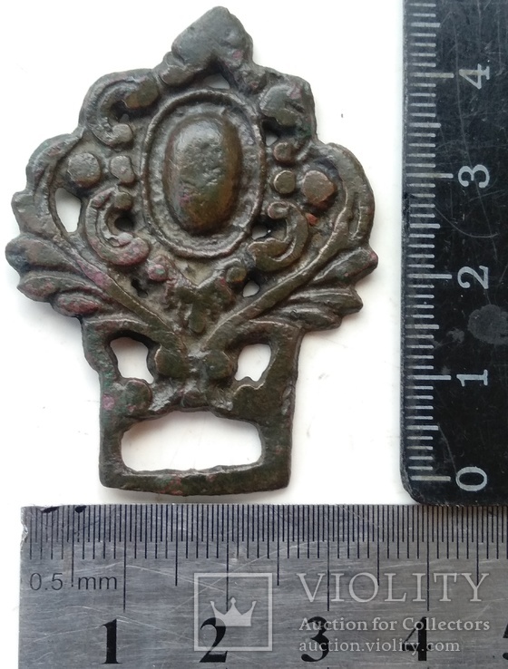 Старинная бронзовая поясная пряжка XVlll-й век ( в патине )., фото №7