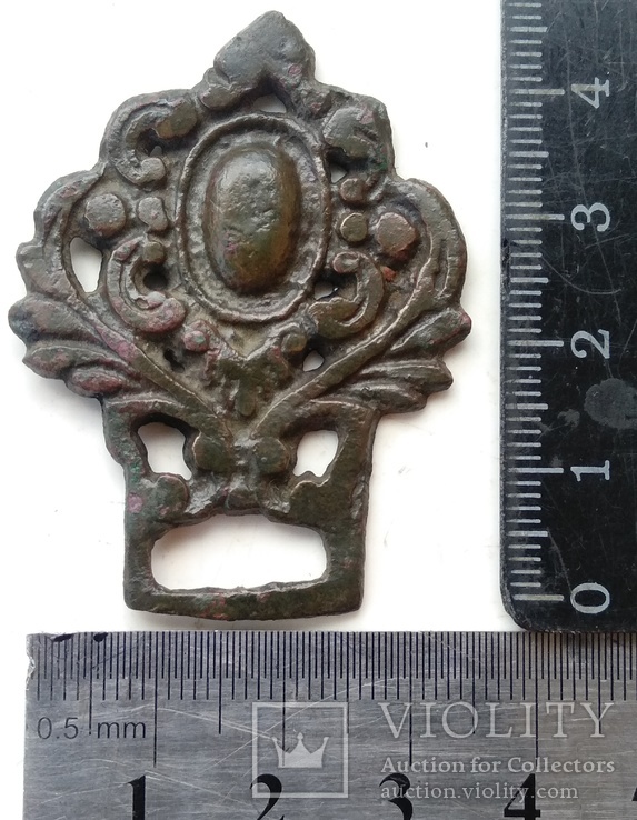 Старинная бронзовая поясная пряжка XVlll-й век ( в патине )., фото №8