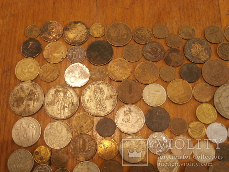 Большая коллекция разных монет, фото №3