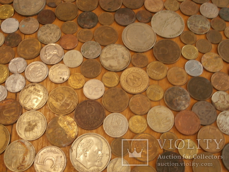 Большая коллекция разных монет, фото №7