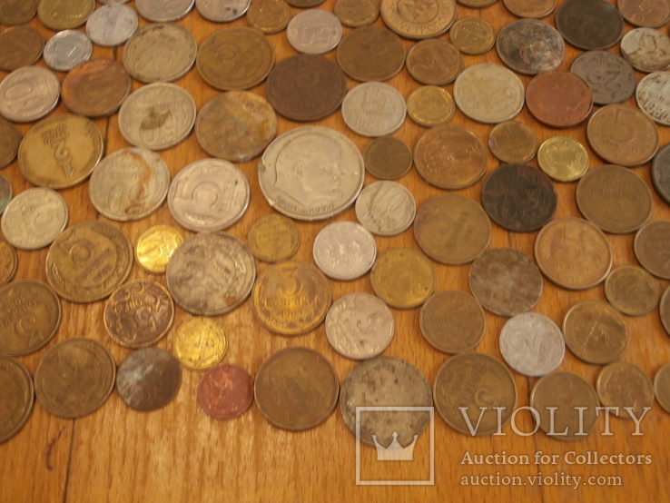 Большая коллекция разных монет, фото №8