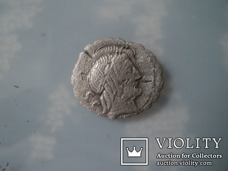  Денарий монетария Q. Antoninus Balbus , 83-82 гг. до н. э.(двойной удар), фото №4
