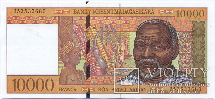 Мадагаскар 10000 франков 1995 г. Р-79 UNC
