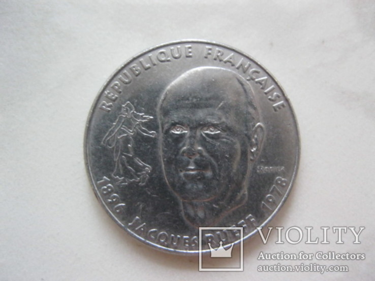 1 франк 1996 год 100 лет со дня рождения Жака Рюефа, фото №3