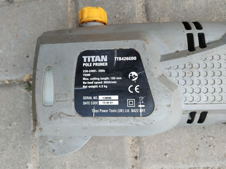 Пила Titan TTB426GDO 20cm 750W Electric Pole Saw Pruner, фото №4