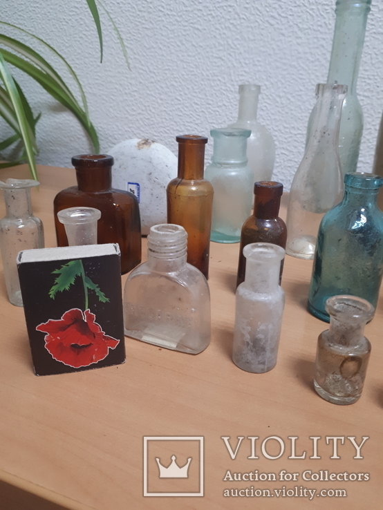Старинные стеклянные бутылочки для изготовления лекарств, фото №6