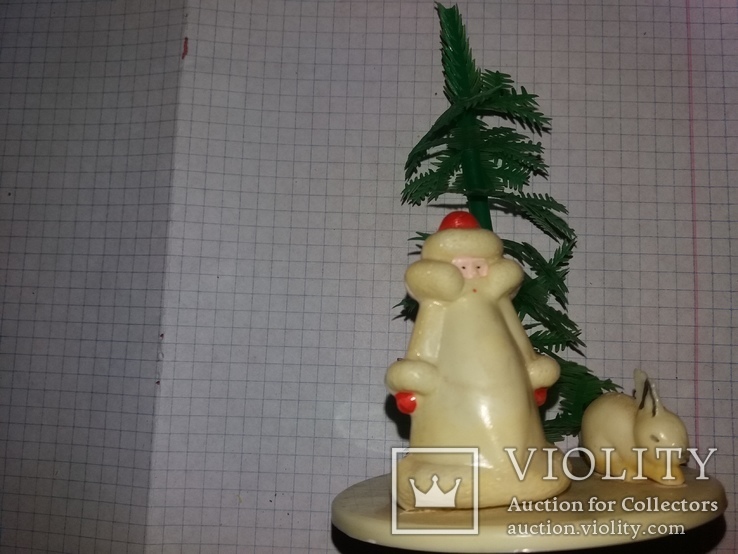 Елочная игрушка Дед Мороз с зайцем под елкой., фото №2