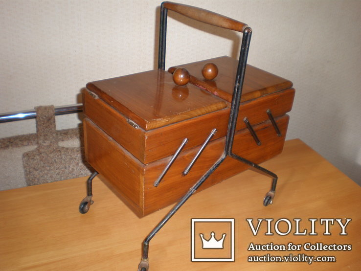 Ящик для шитья и рукоделия на колесиках, фото №2