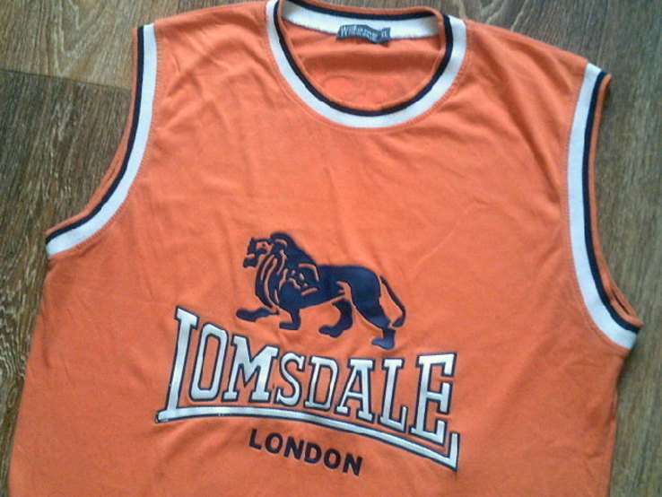 Lomsdale (Лондон) - фирменная футболка, фото №3