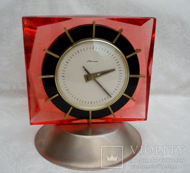 Часы настольные "Молния" СССР с недельным заводом, фото №2