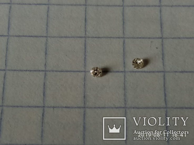 Природный бриллиант  1.4 мм 2 шт.