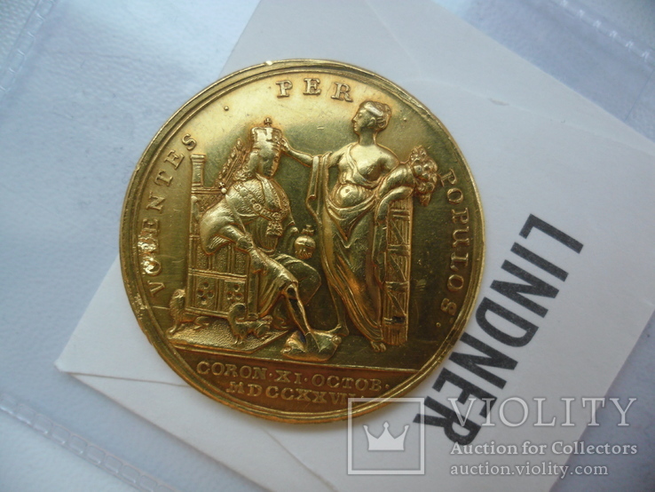 Медаль Велика Британія: Коронація Георга ІІ Золото 1727 рік, фото №2