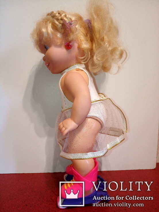 Винтажная кукла ребёнок на роликах , 1991. (на батар.), фото №5