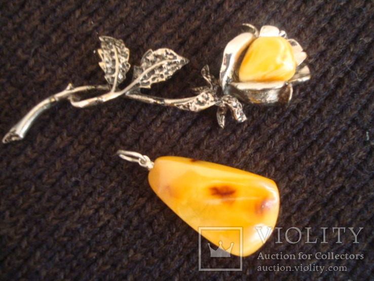 Натур. янтарь роза и кулон на держателе из серебра  925 проба., фото №2