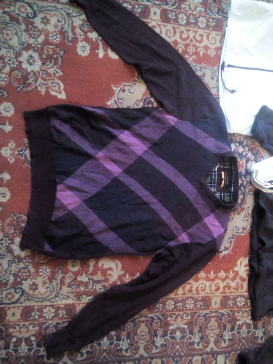 Спортивные кофты и лёгкий свитер для работы б/у, фото №5