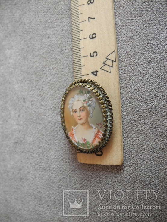 Старинная брошь с рисованной миниатюрой Франция, фото №9