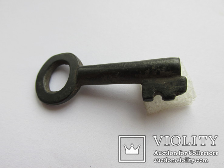 Ключ бронзовый в патине., фото №2
