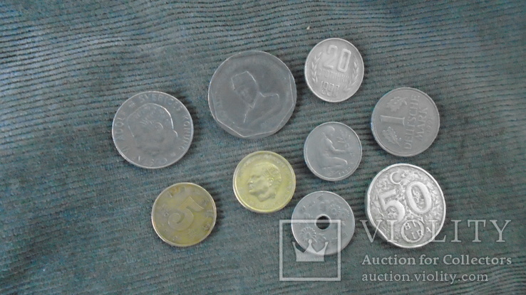 9 разных монет, фото №2