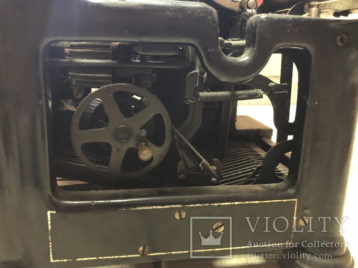 Старинная печатная машинка Ундервуд, фото №13