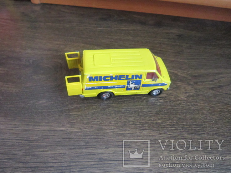 Dodge van matchbox, фото №6