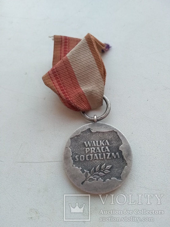 Медаль "40 років незалежності Польщі", фото №2