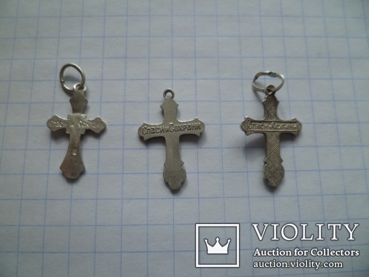 Три маленьких серебряных крестика., фото №5