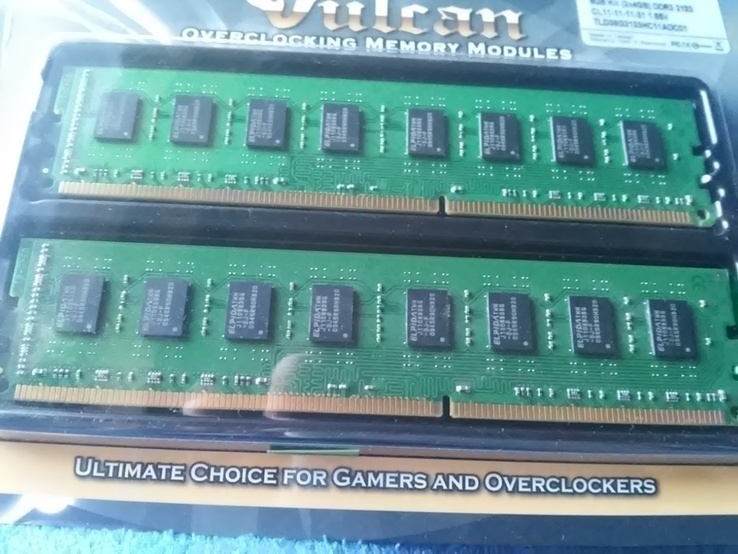 Оперативная память (2 планки) - 1 упаковке. Team Group Vulcan DDR3 TLD38G2133HC11ADC01, фото №5