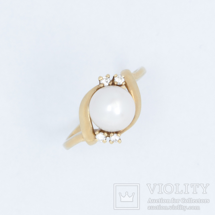 Золотое кольцо с жемчугом и бриллиантами, фото №2