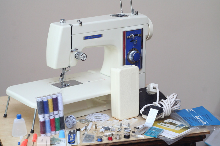 Швейная машина Privileg 485 Кожа Япония - Состояние НОВОЙ Гарантия, numer zdjęcia 2