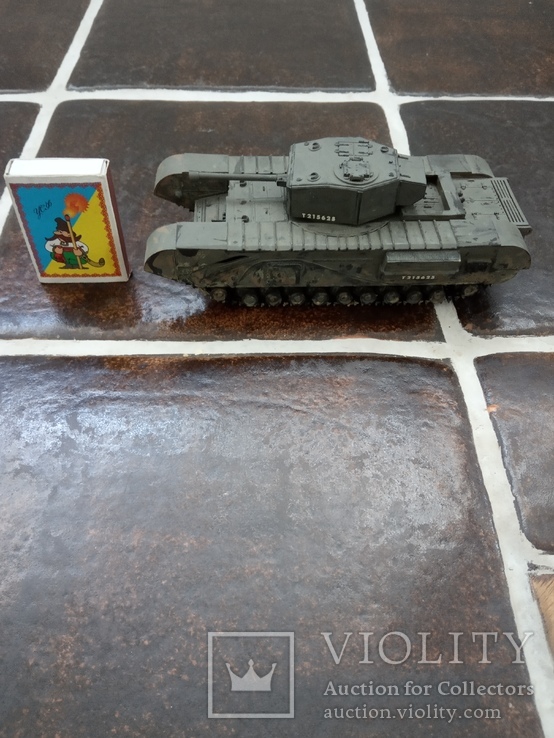 Модель танка Churchill, фото №5