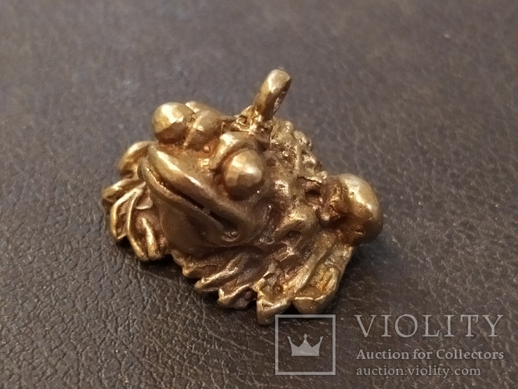 Лягушка денежная бронза брелок колекционная миниатюра, фото №4