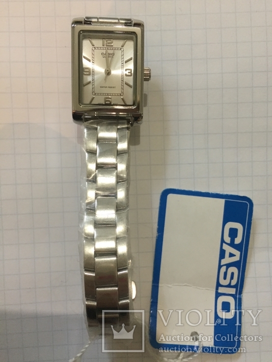 Лот 0140 Новые женские часы Casio (оригинал) LTP-1234D-7AEF