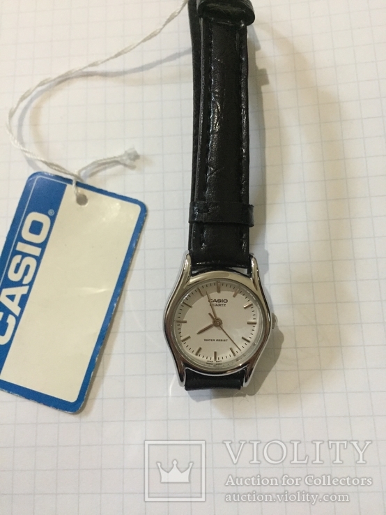Лот 0147 Новые женские часы Casio (оригинал) LTP-1094E-7AR