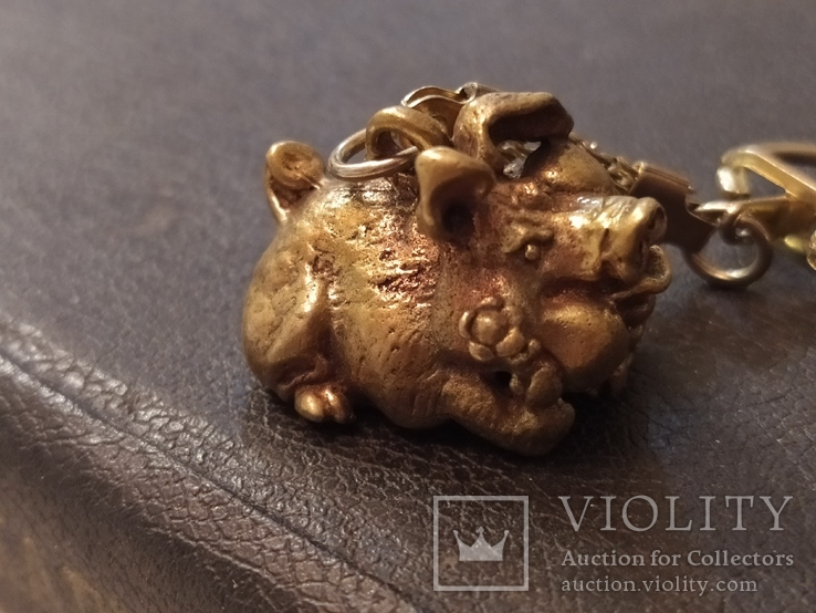 Свинья в мечтах коллекционная миниатюра бронза брелок, фото №4