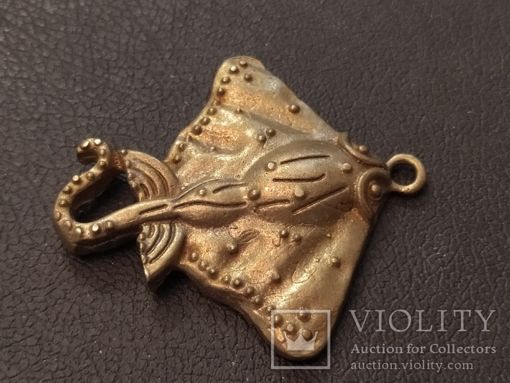 Скат красивый бронза брелок коллекционная миниатюра