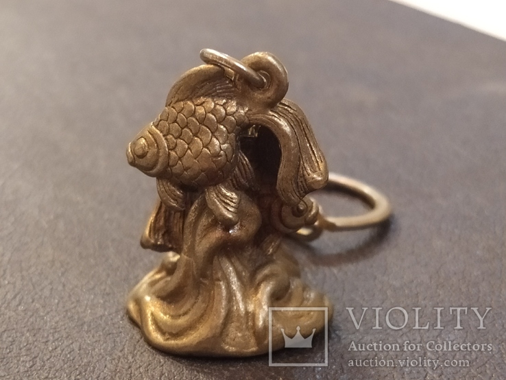 Рыбки парочка коллекционная миниатюра бронза брелок, фото №5