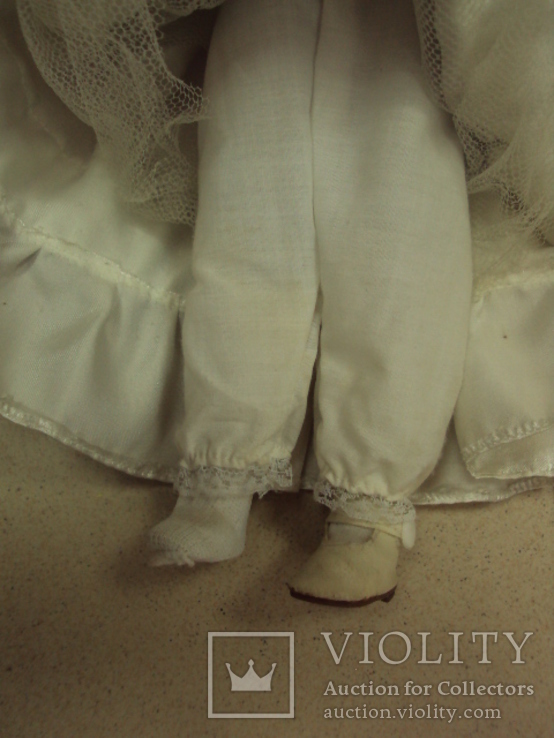 Фарфоровая кукла девочка с сумкой, фото №10